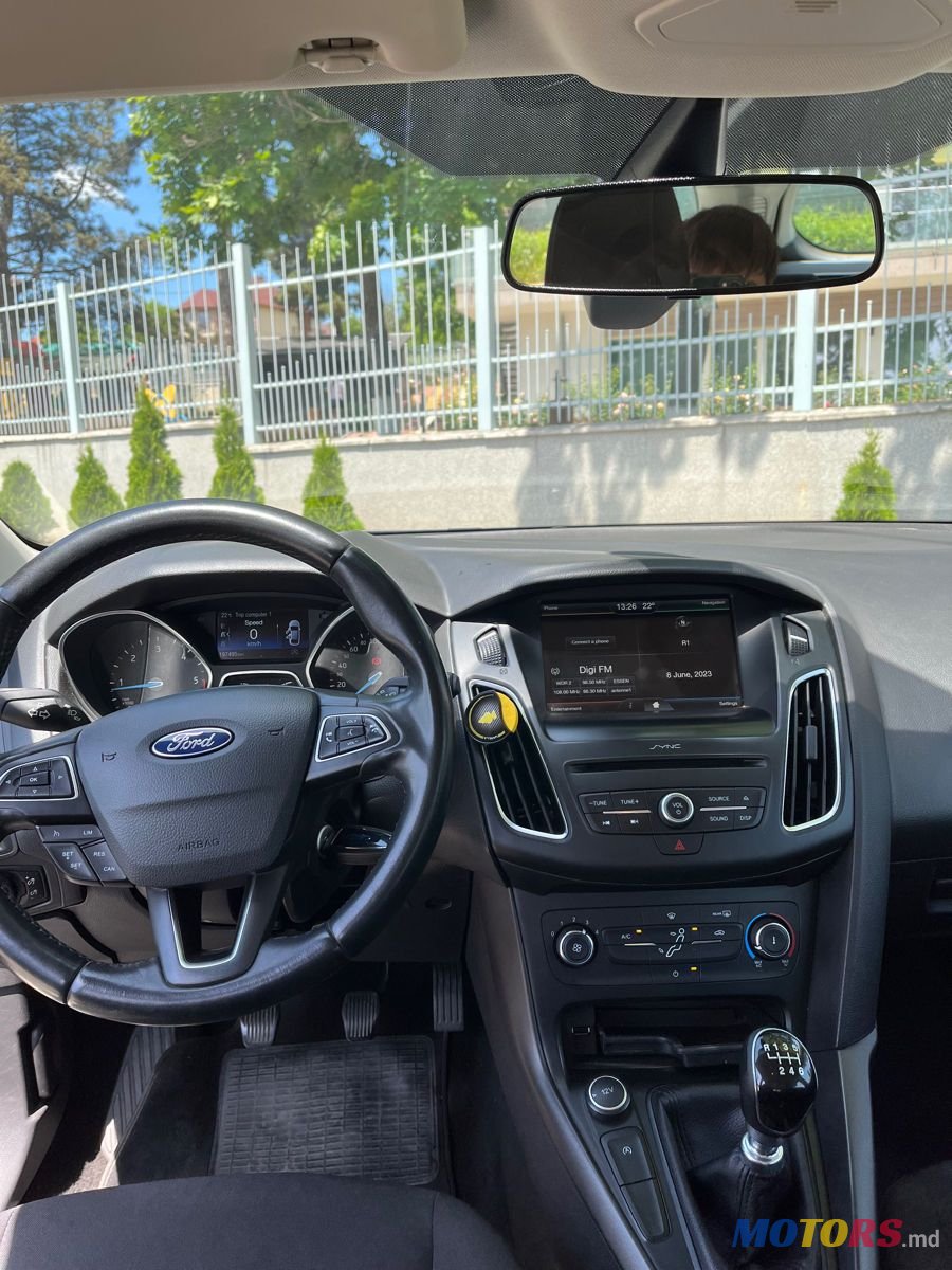2016' Ford Focus photo #5