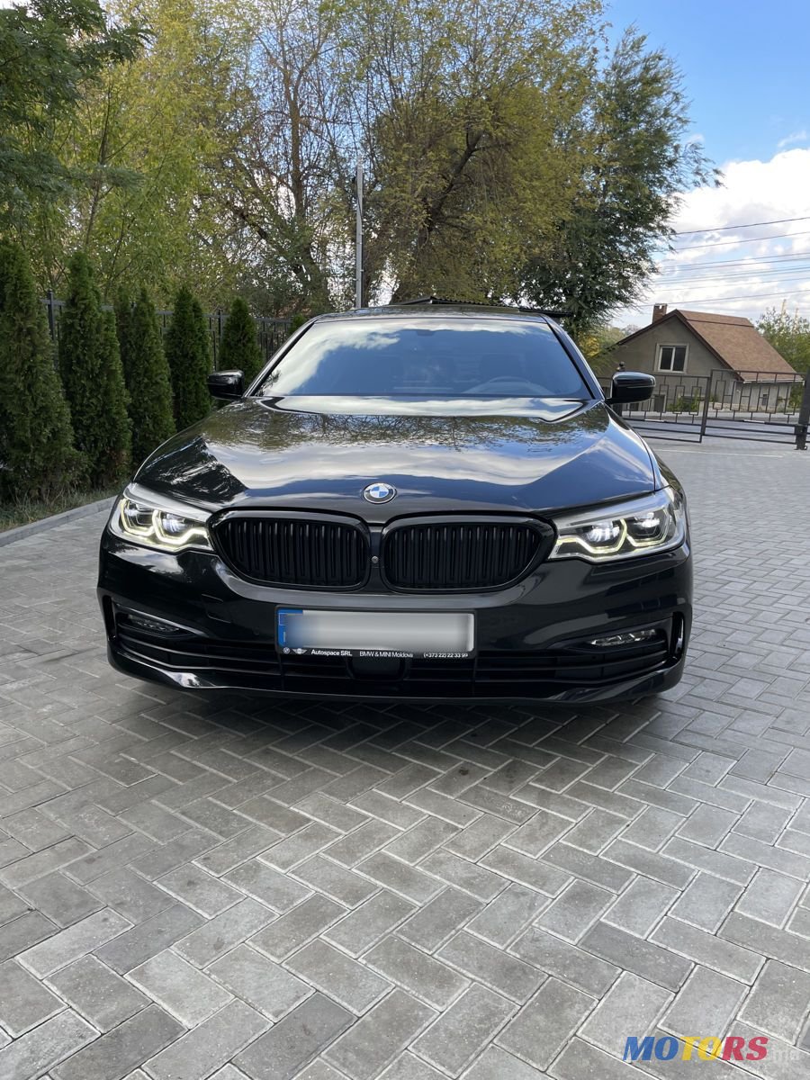 2017' BMW 5 Series photo #2