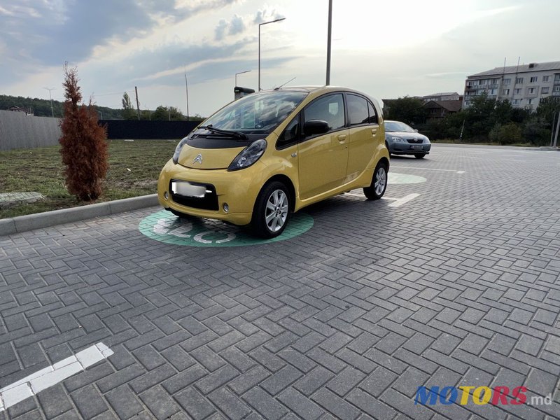 2011' Citroen C-Zero photo #6