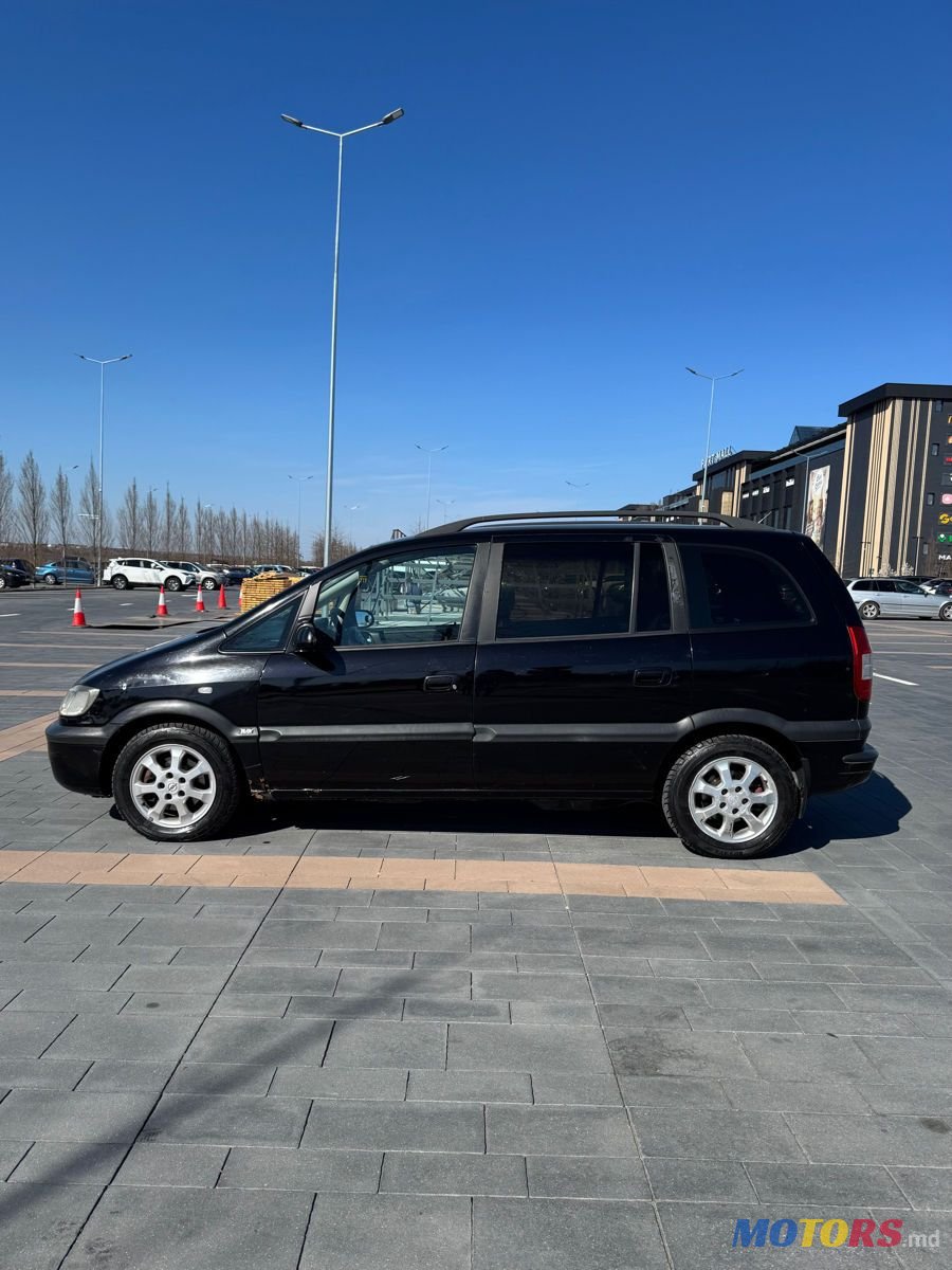 2005' Opel Zafira photo #3