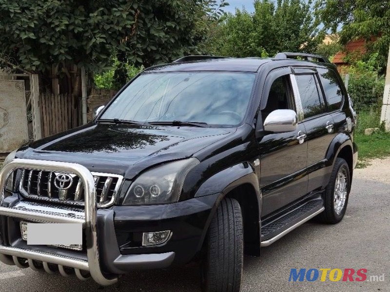 2007' Toyota Land Cruiser Prado photo #2