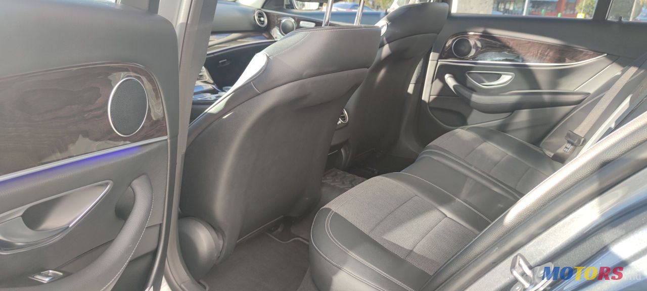 2016' Mercedes-Benz E Класс photo #6