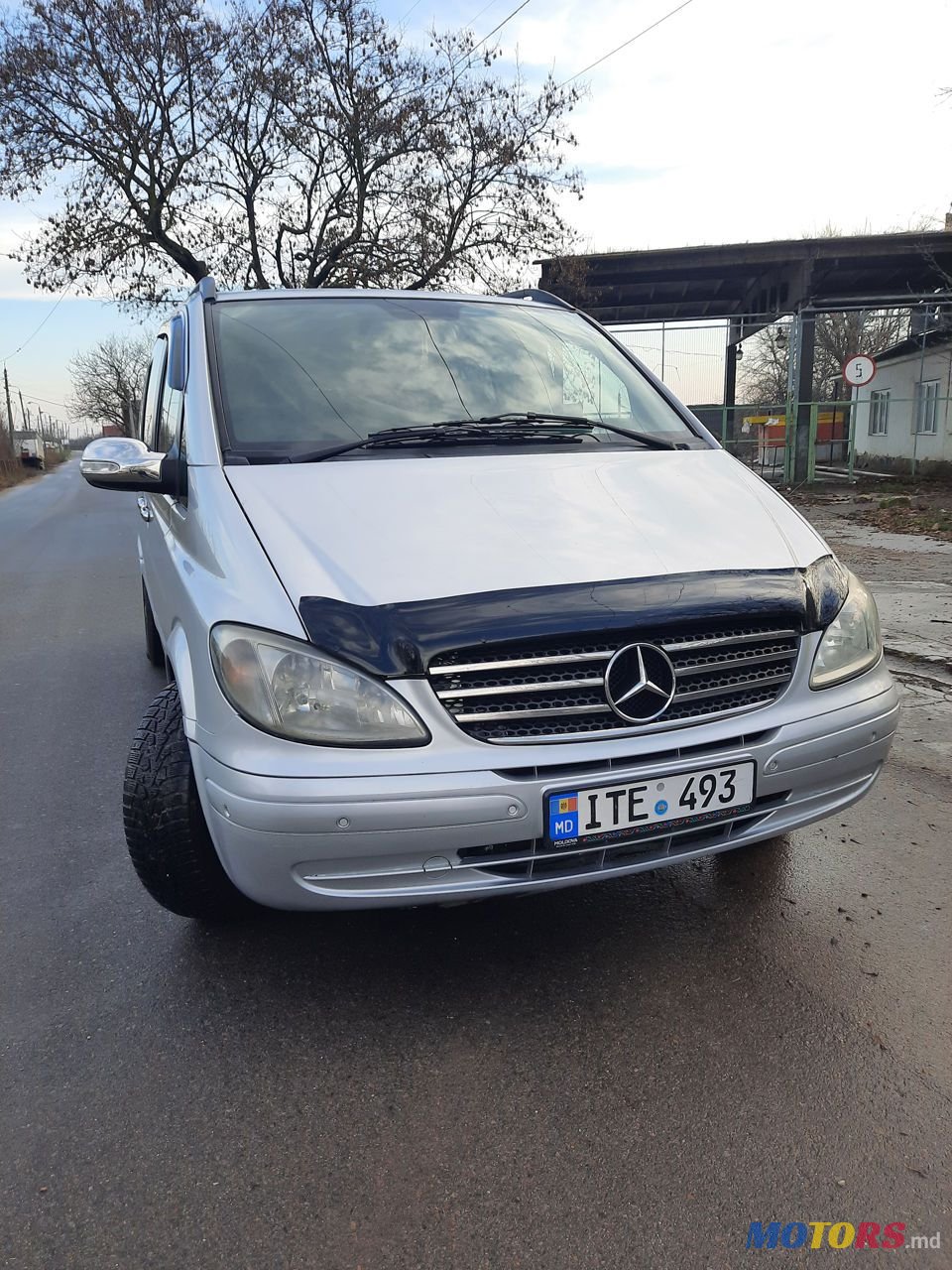 2005' Mercedes-Benz Viano photo #2