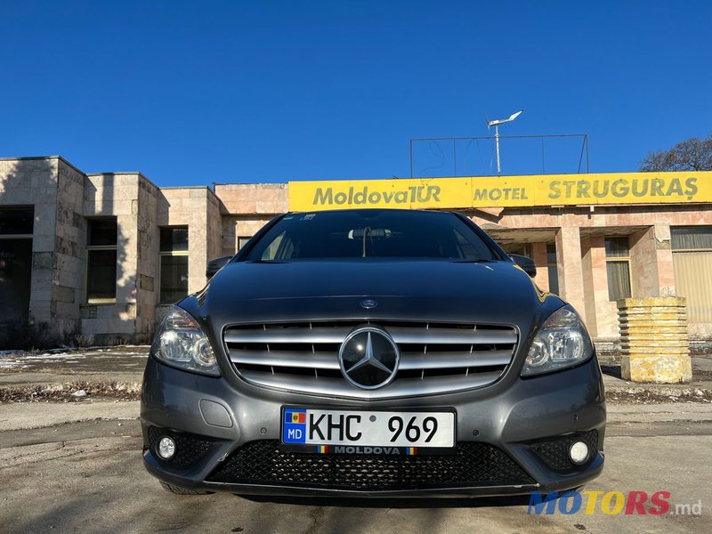 2012' Mercedes-Benz B Класс photo #2