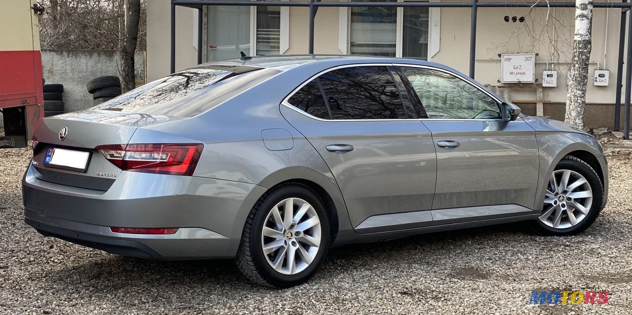2017' Skoda Superb photo #4