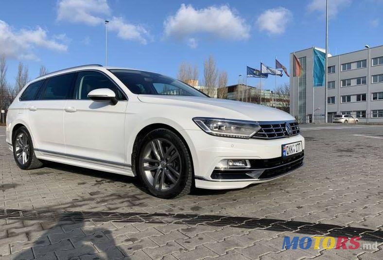 2016' Volkswagen Passat photo #1