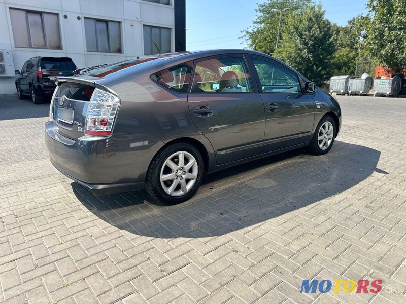 2007' Toyota Prius photo #4