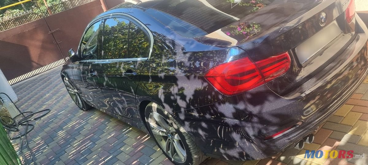 2016' BMW 3 Series photo #5