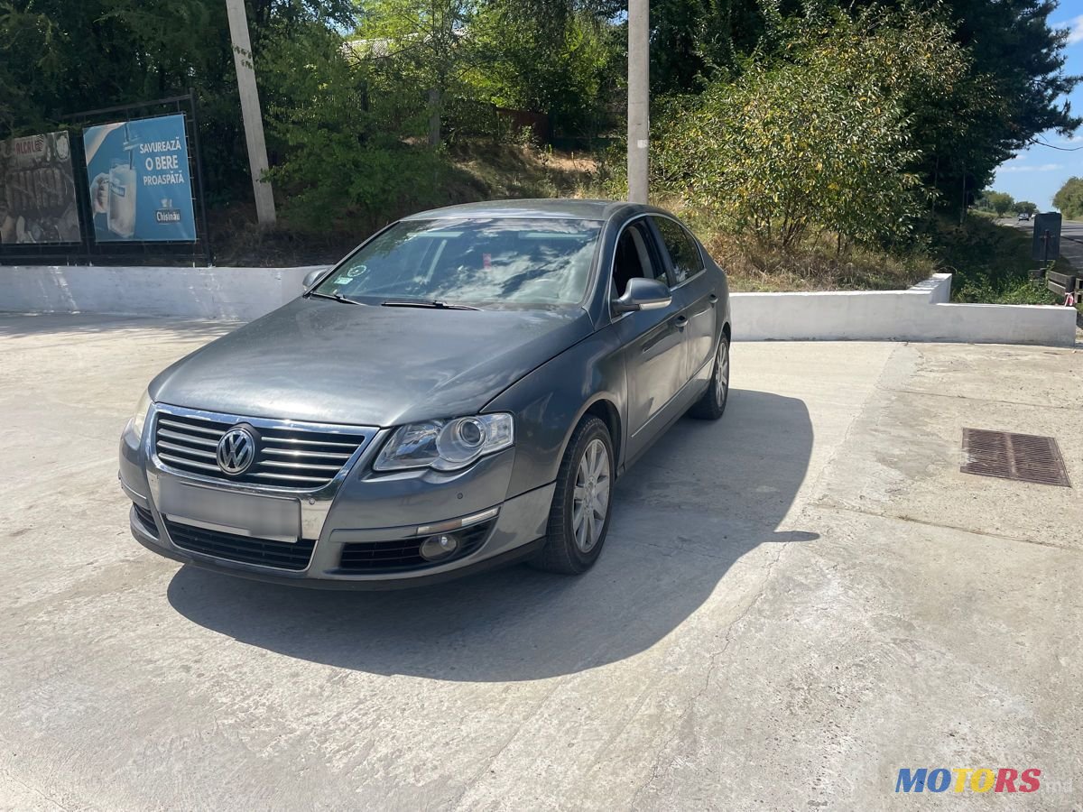2009' Volkswagen Passat photo #1