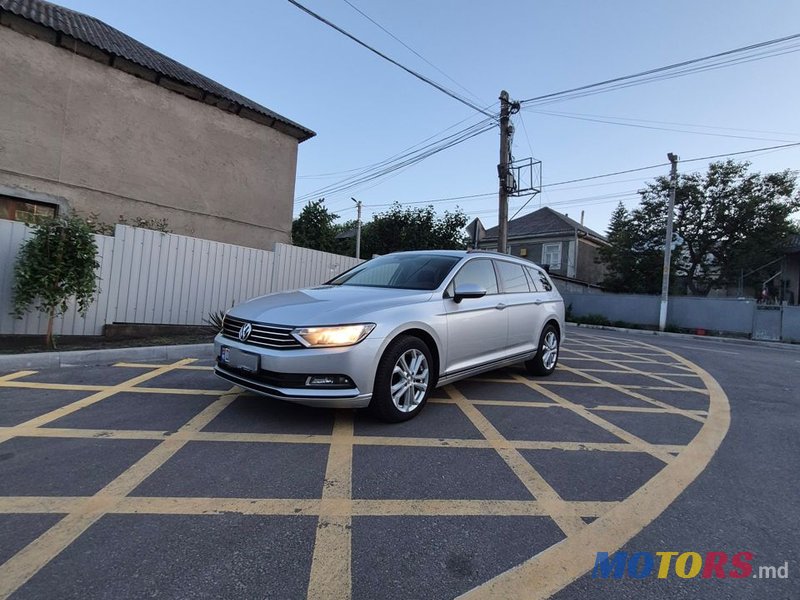 2015' Volkswagen Passat photo #1