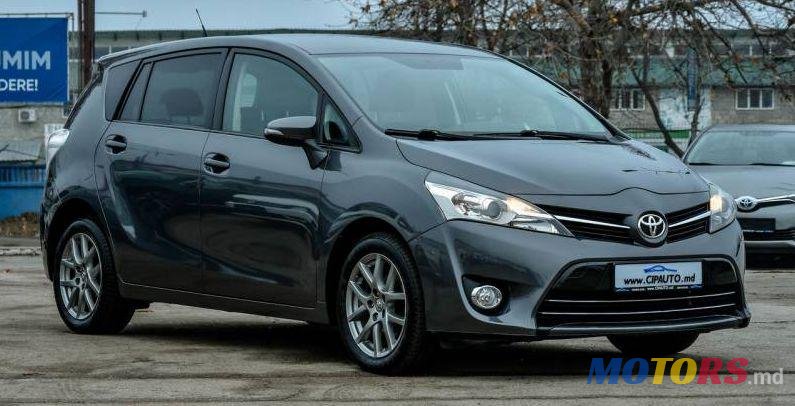 2013' Toyota Verso photo #1