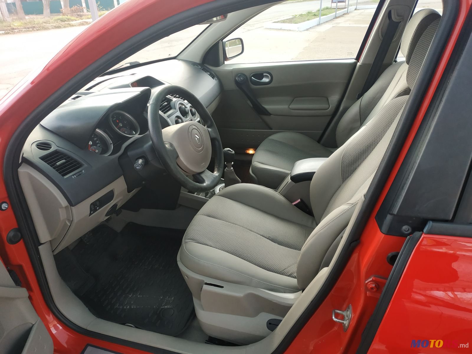 2004' Renault Megane 2 photo #3