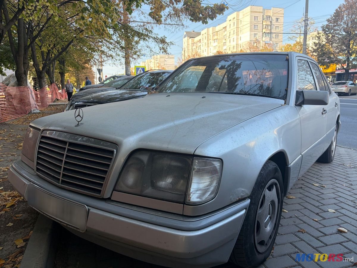 1995' Mercedes-Benz E-Class photo #1