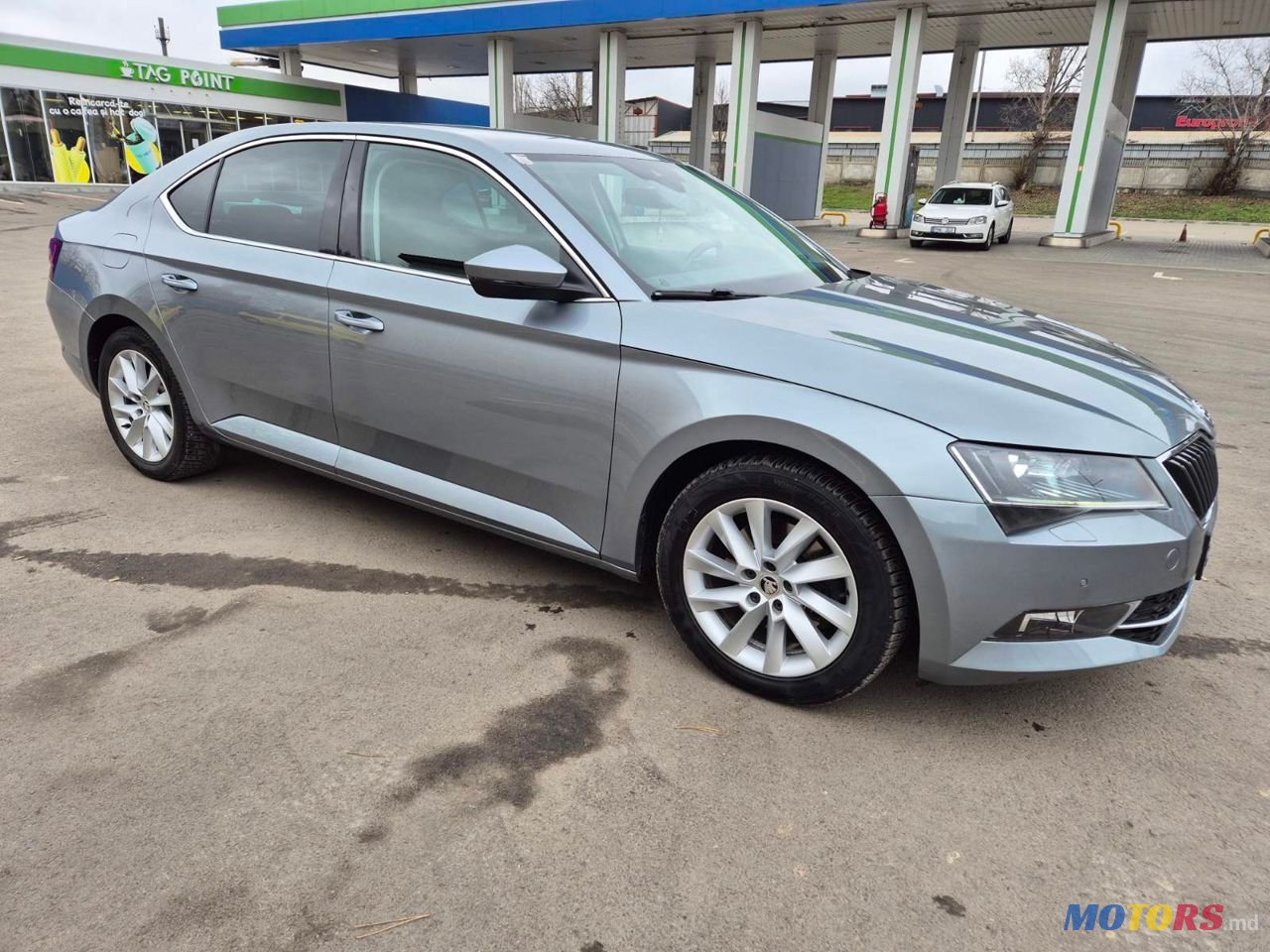 2019' Skoda Superb photo #3