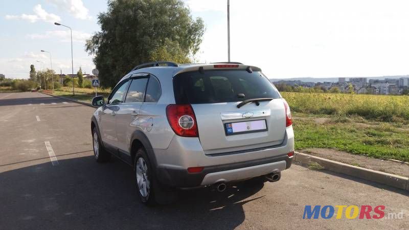 2007' Chevrolet Captiva photo #2