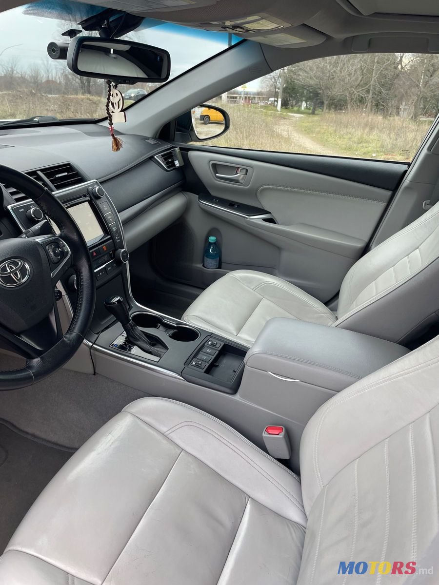 2015' Toyota Camry photo #4