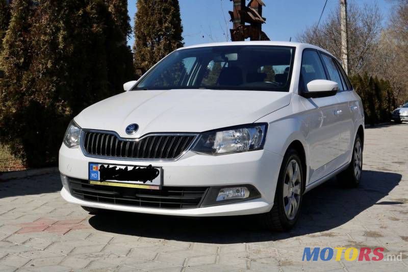 2016' Skoda Fabia photo #2