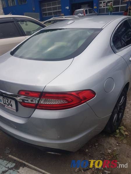 2012' Jaguar XF photo #2