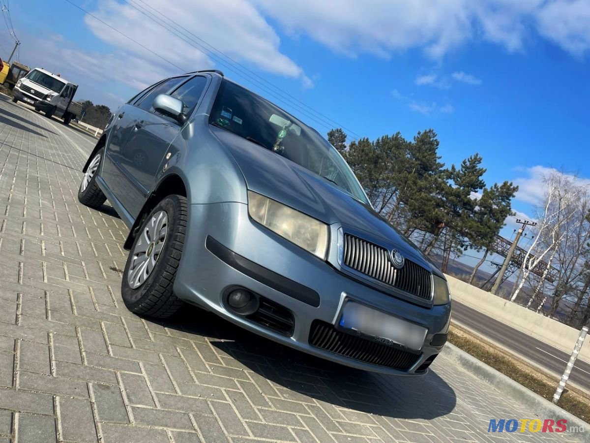 2005' Skoda Fabia photo #1