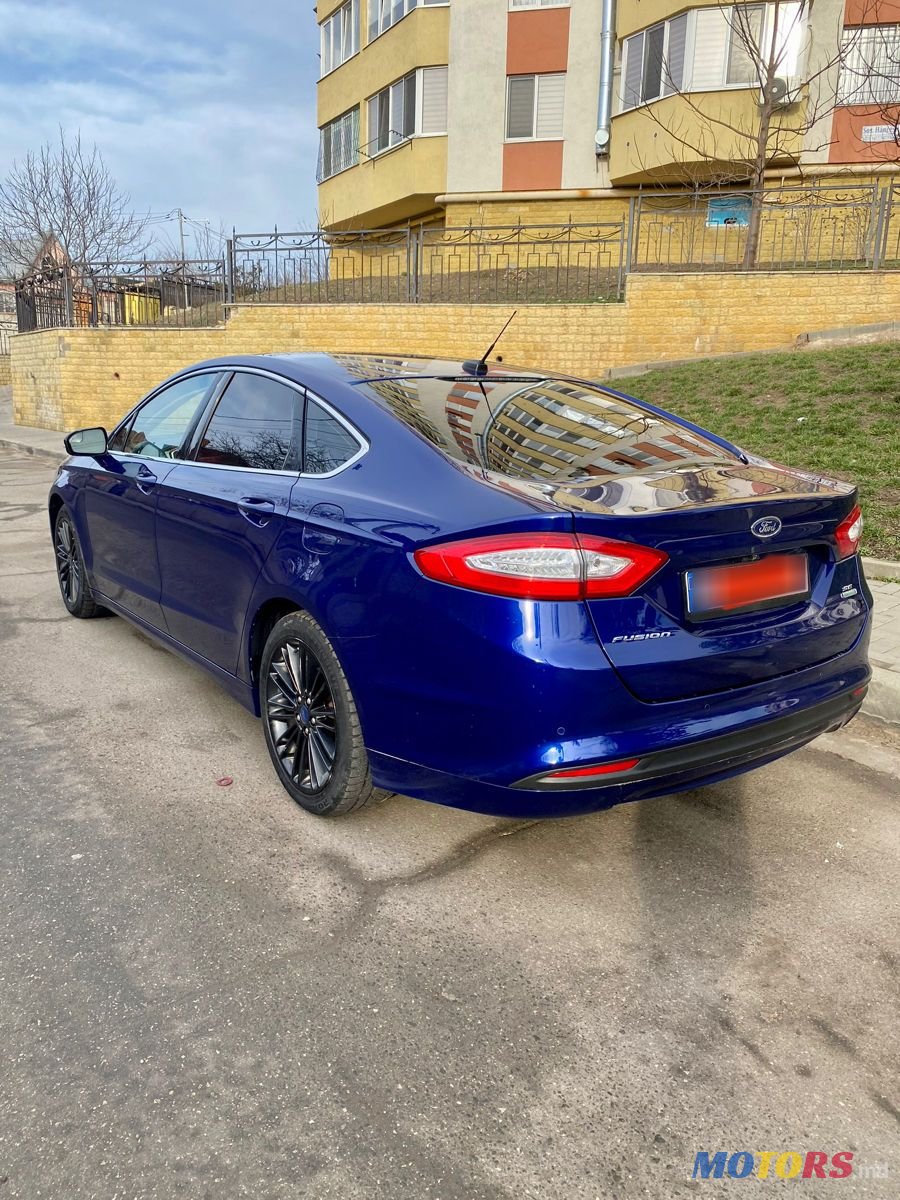 2013' Ford Fusion photo #4