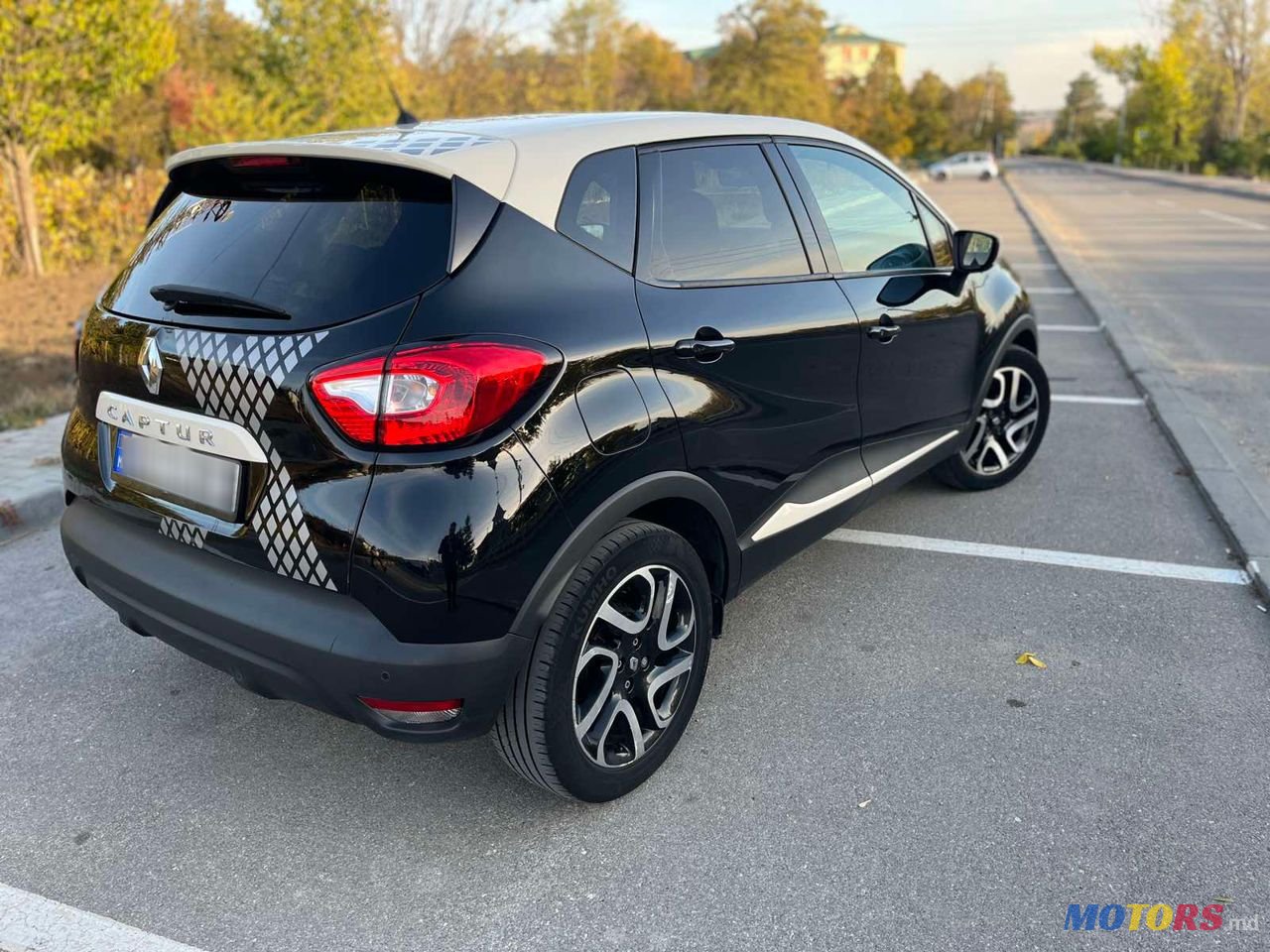 2014' Renault Captur photo #5