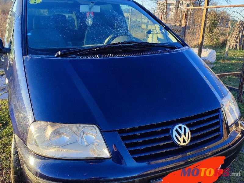 2001' Volkswagen Sharan photo #4