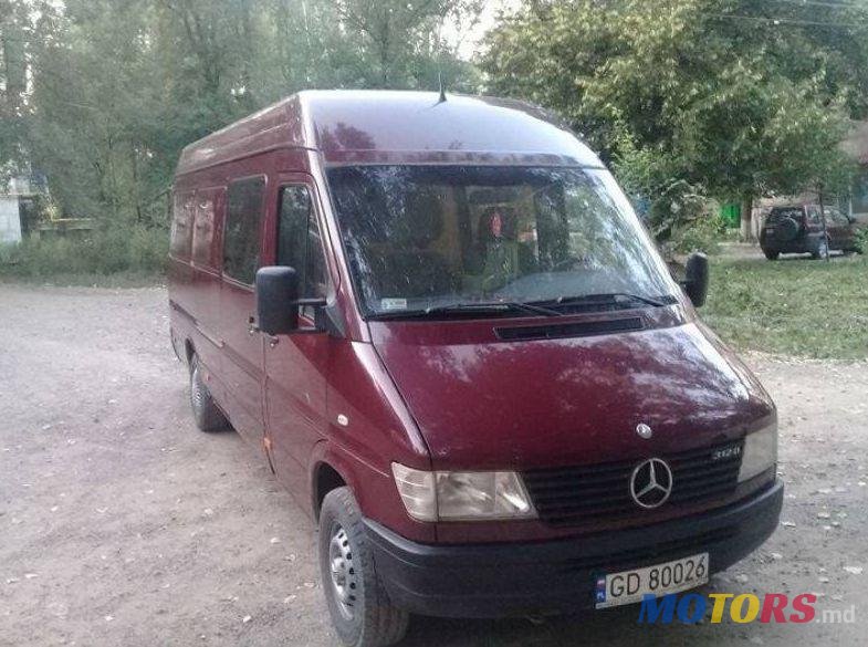 1999' Mercedes-Benz E photo #1