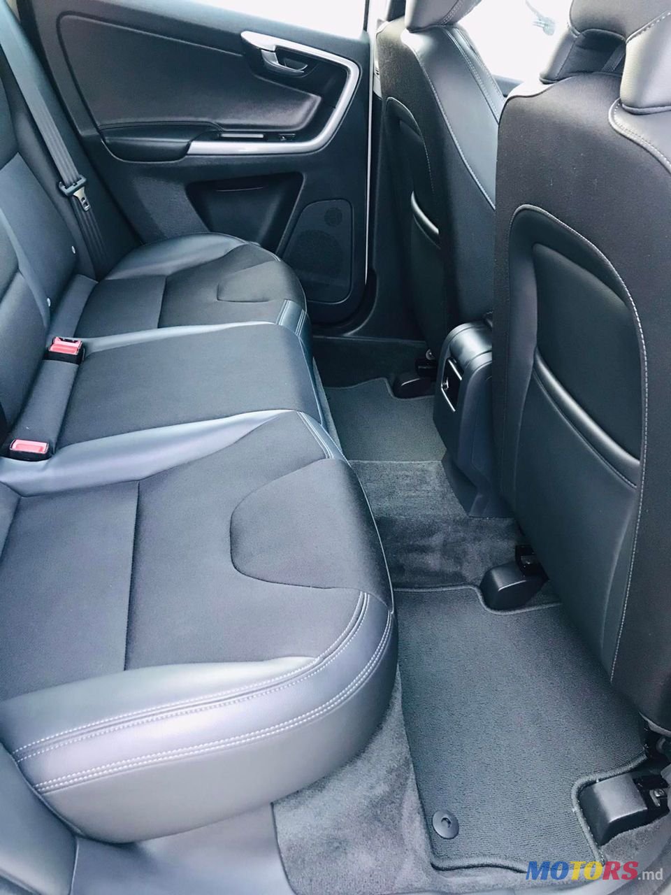 2015' Volvo XC60 photo #4