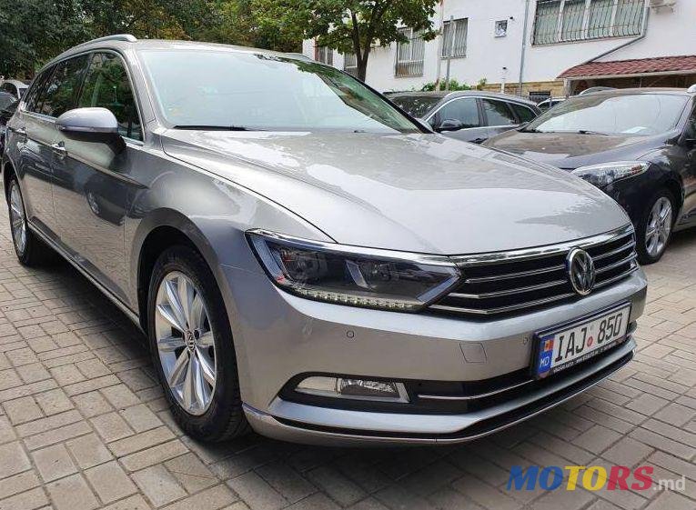 2015' Volkswagen Passat photo #1