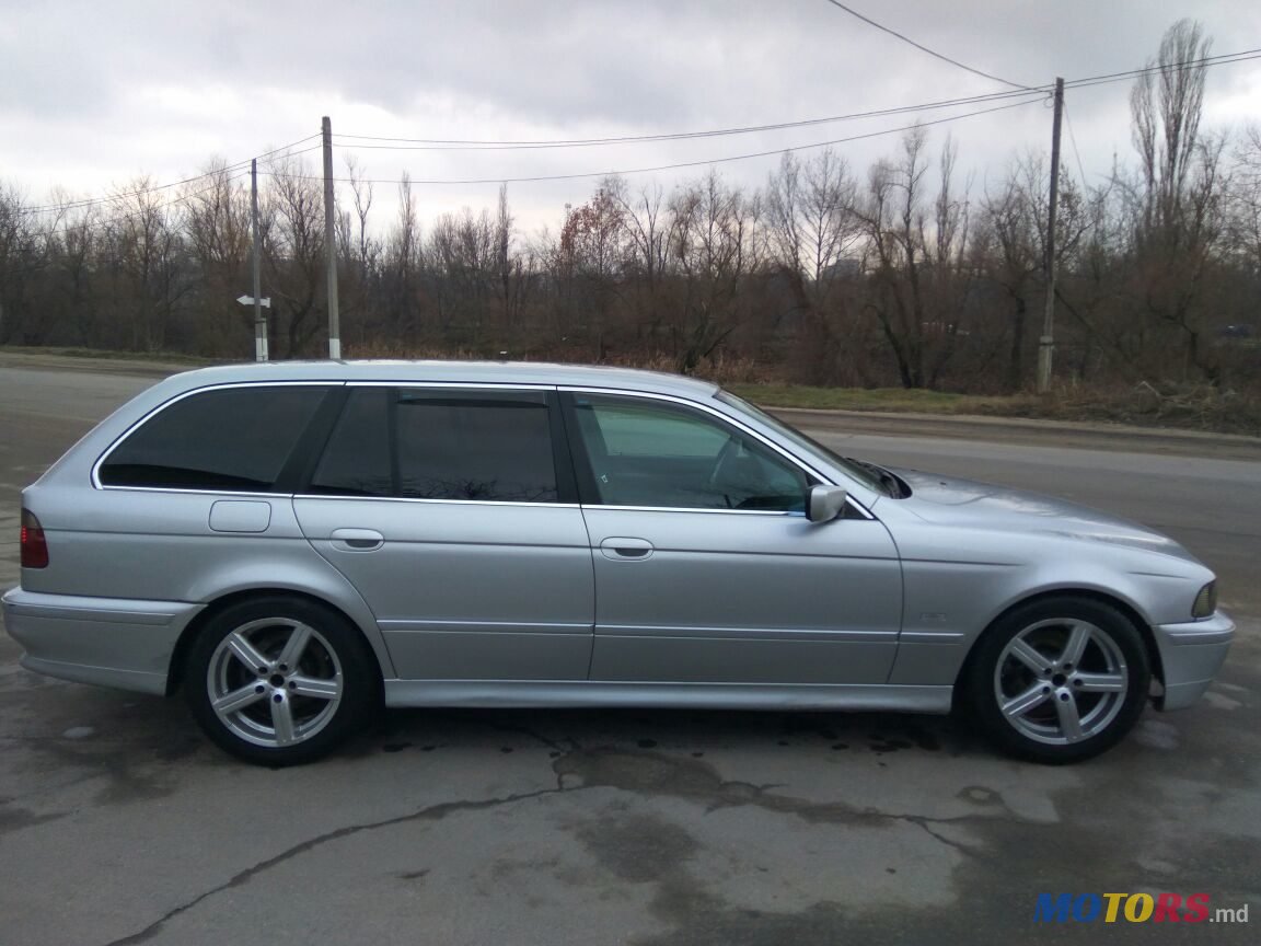 2001' BMW 520 0 photo #2