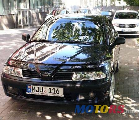2000' Mitsubishi Carisma photo #1