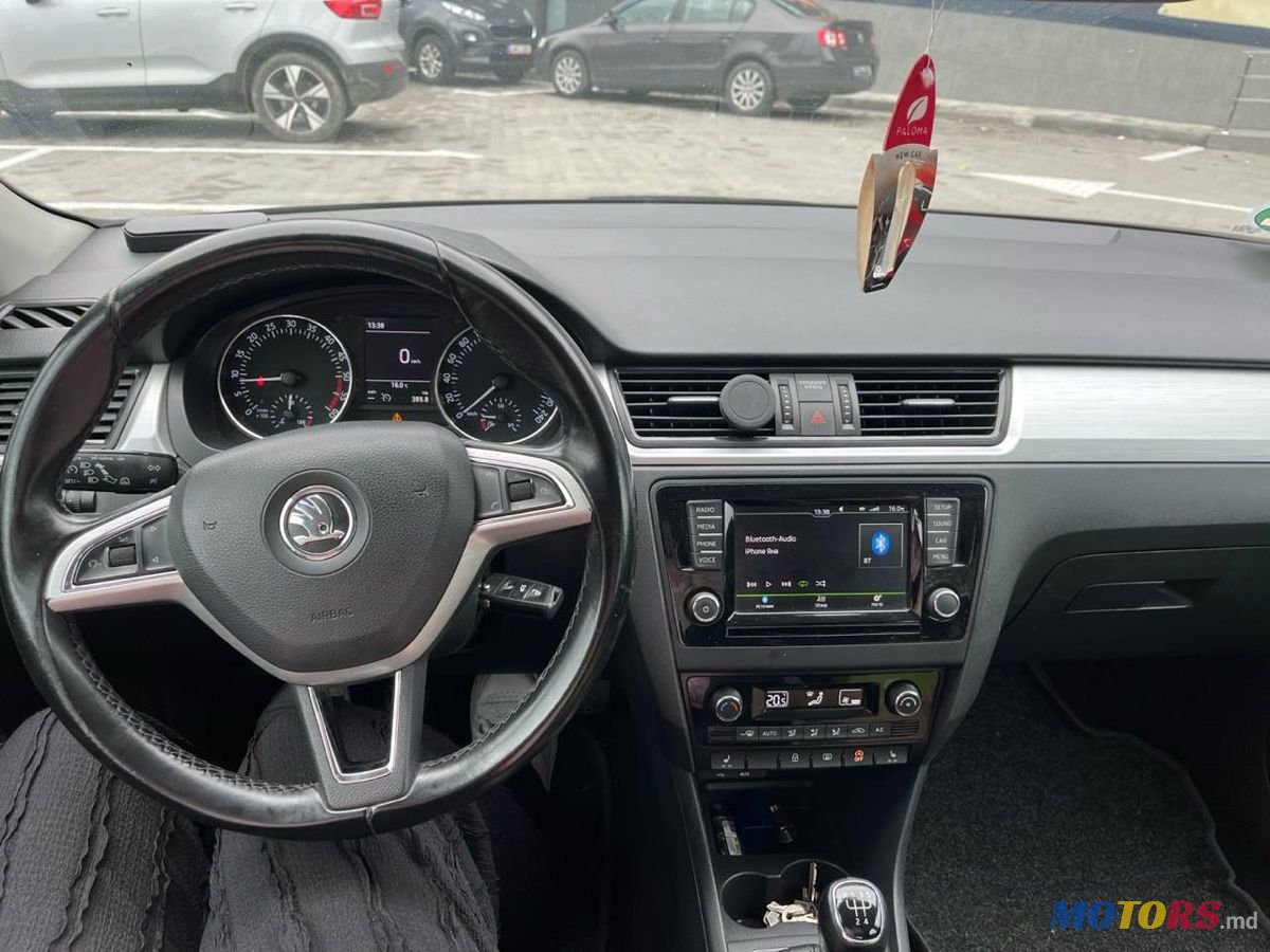 2016' Skoda Rapid photo #6