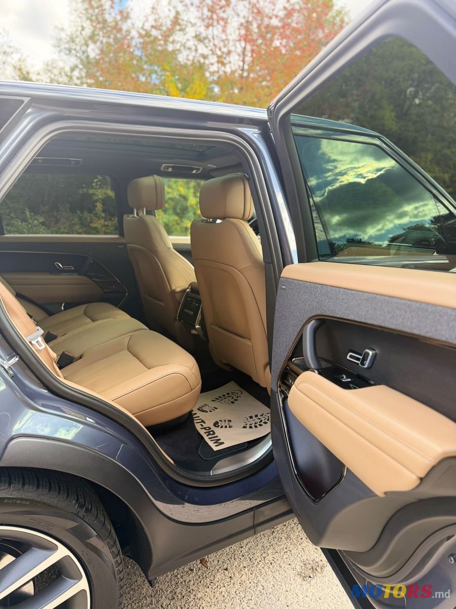 2024' Land Rover Range Rover Sport photo #3