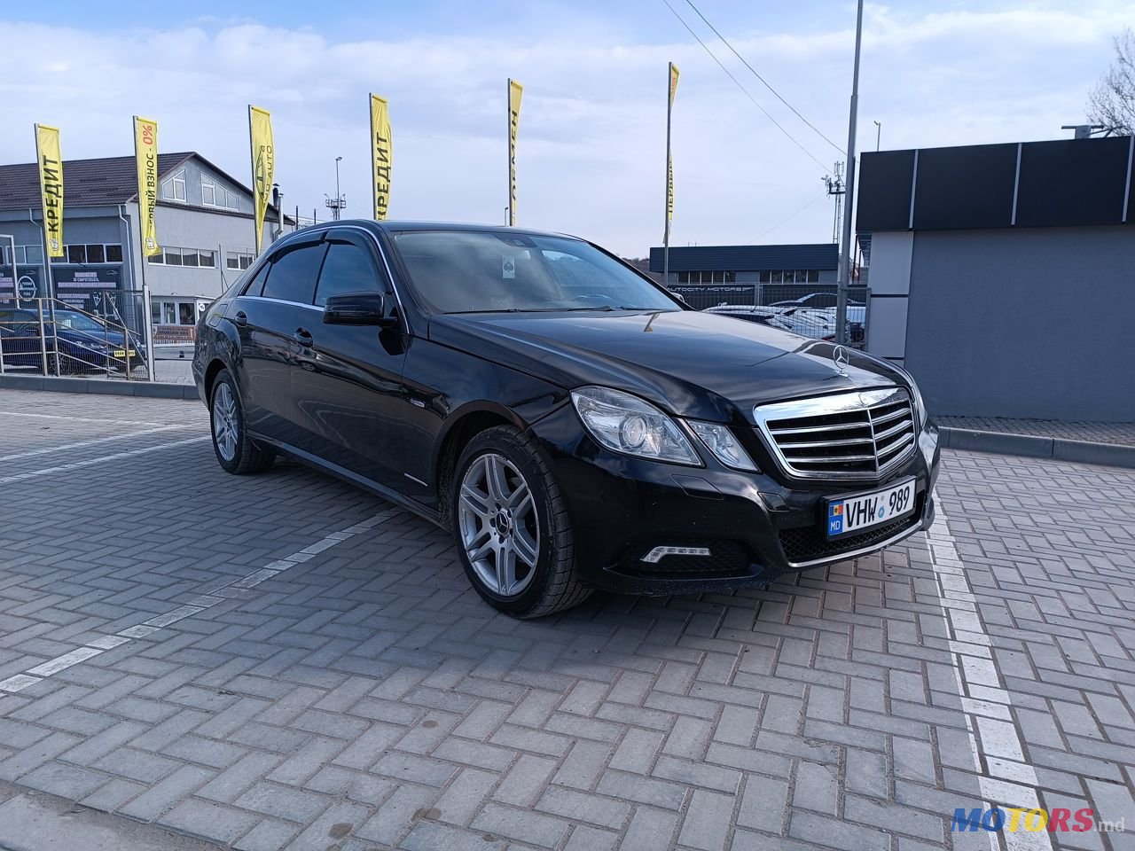 2010' Mercedes-Benz E Класс photo #2