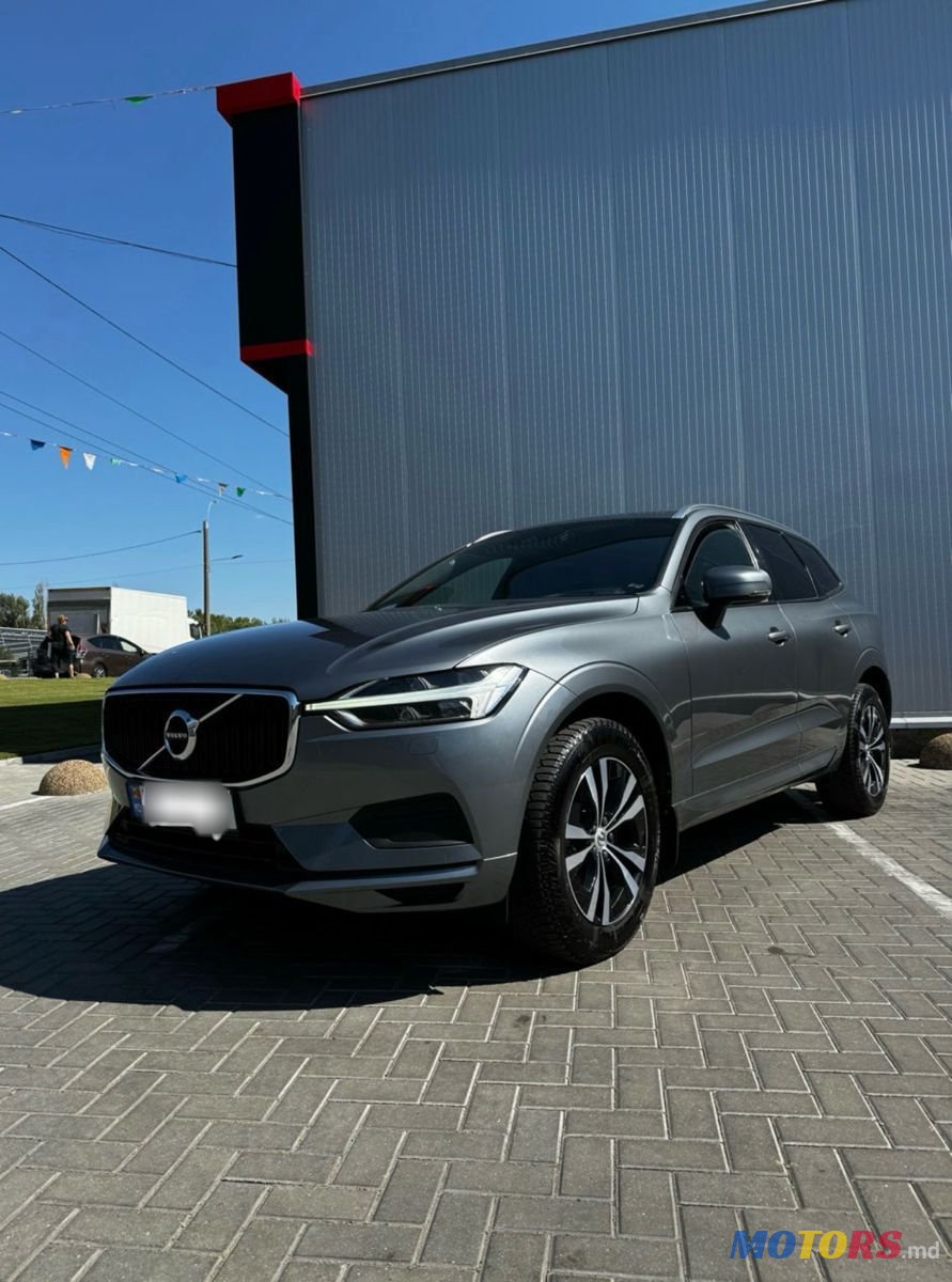 2019' Volvo XC60 photo #2