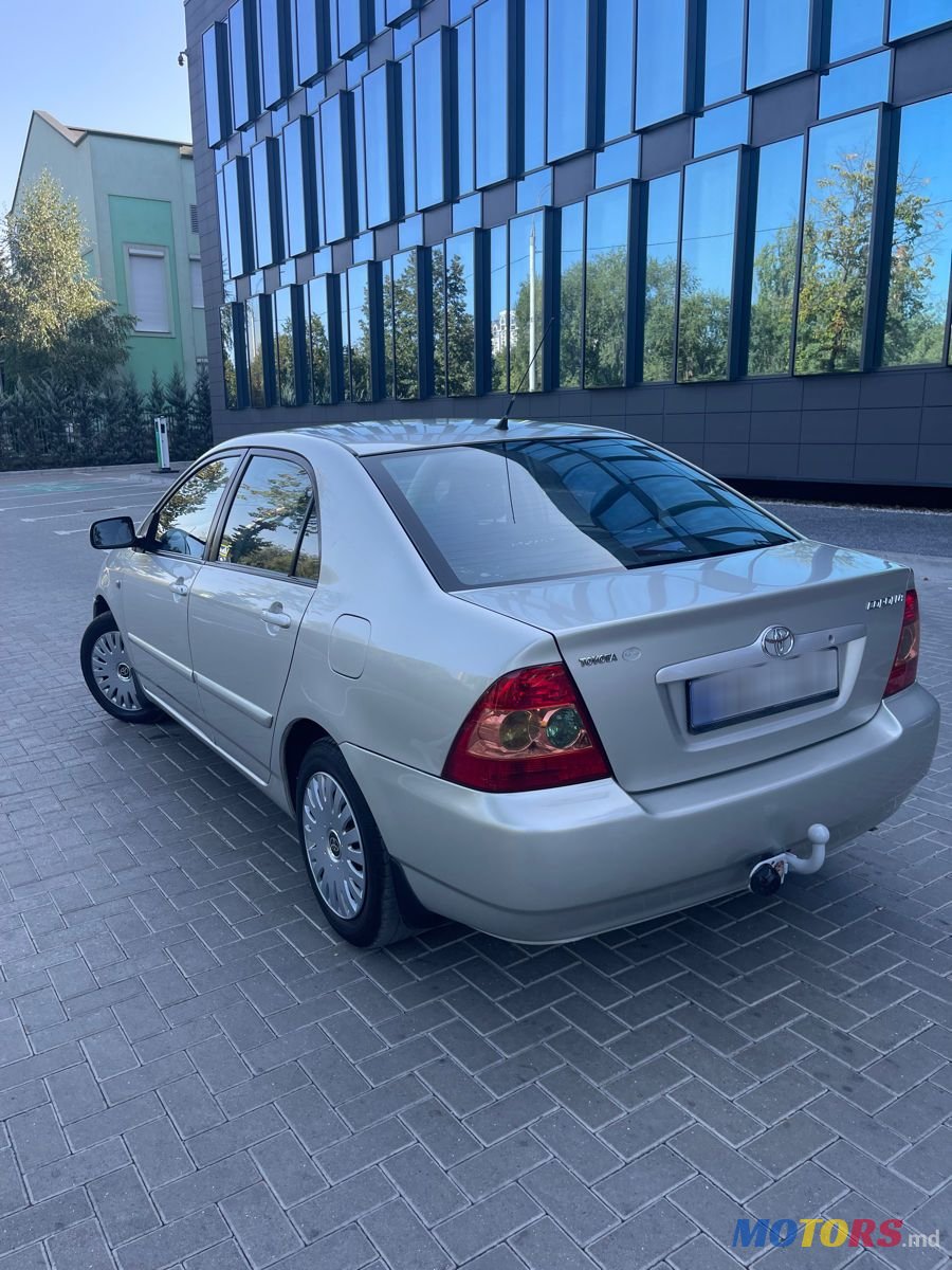 2005' Toyota Corolla photo #2