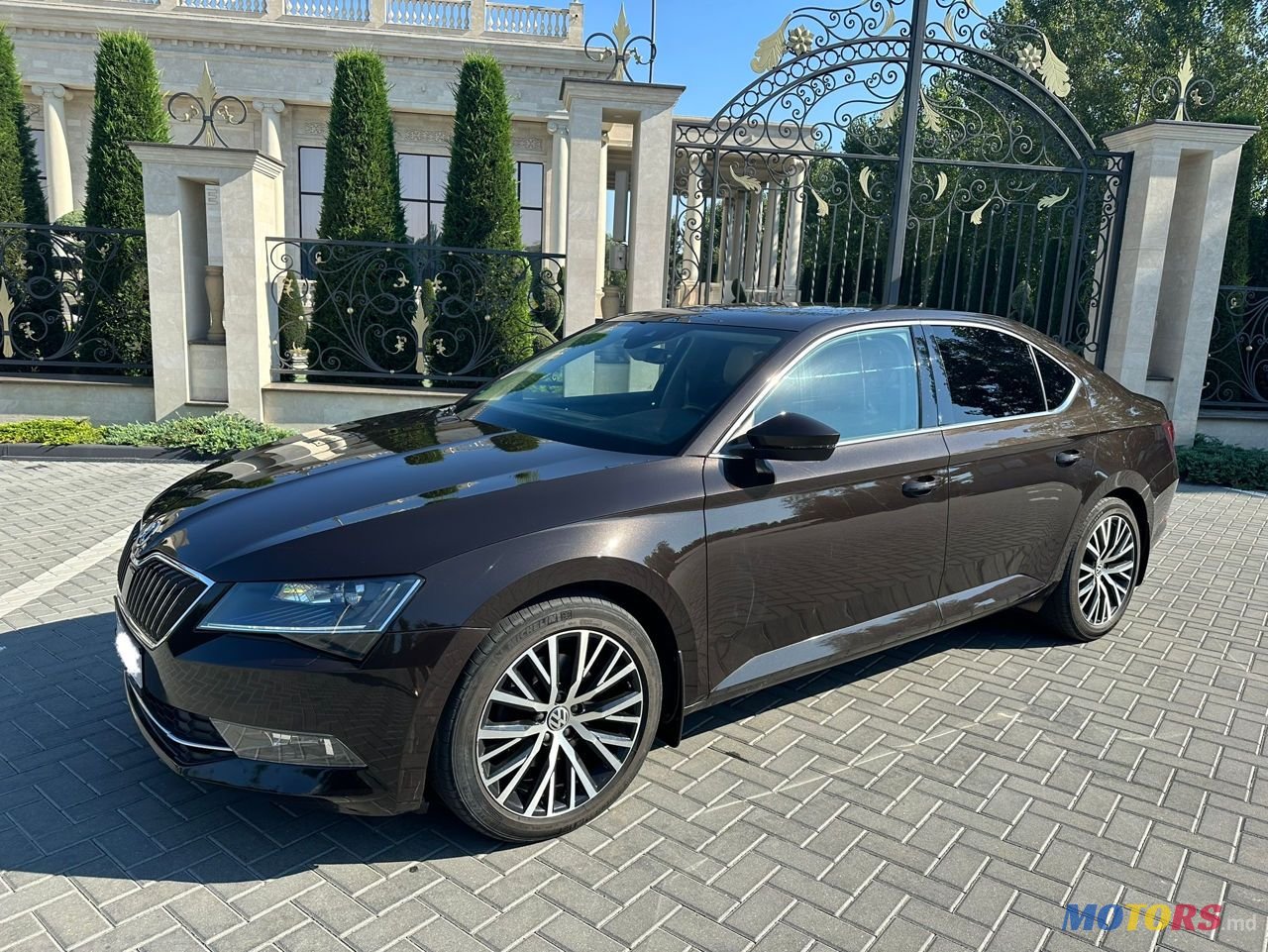 2019' Skoda Superb photo #1