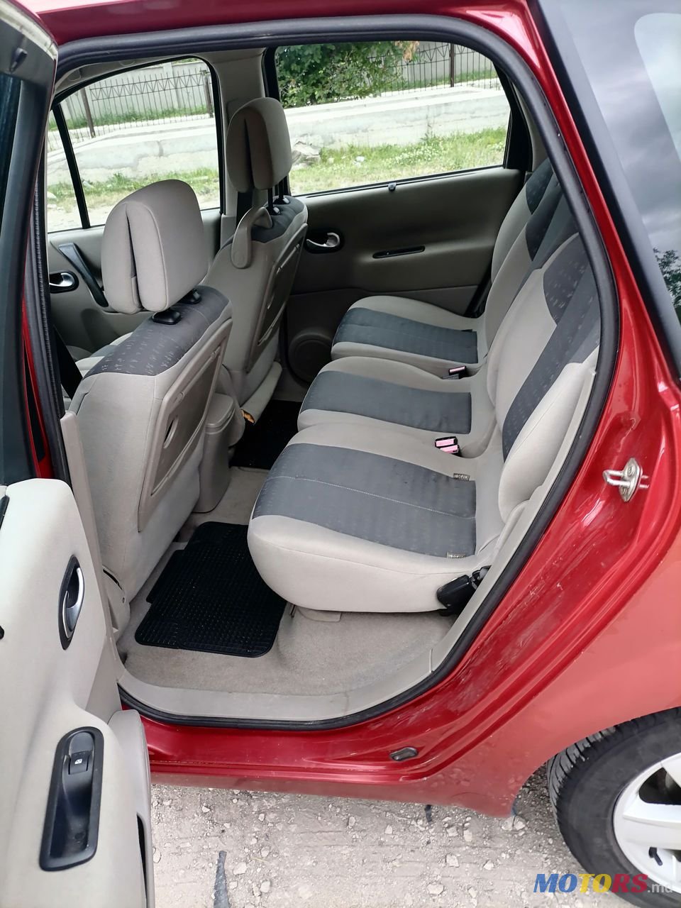 2005' Renault Scenic photo #4