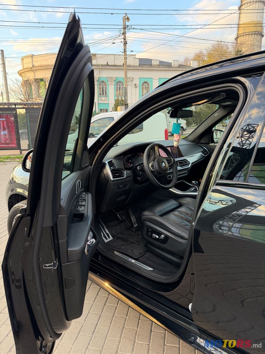 2020' BMW X5 photo #5