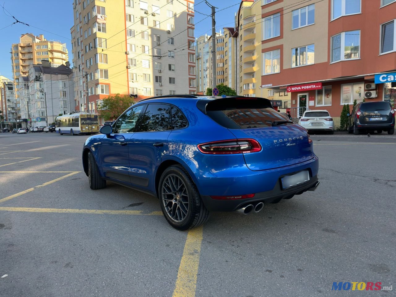 2018' Porsche Macan photo #3