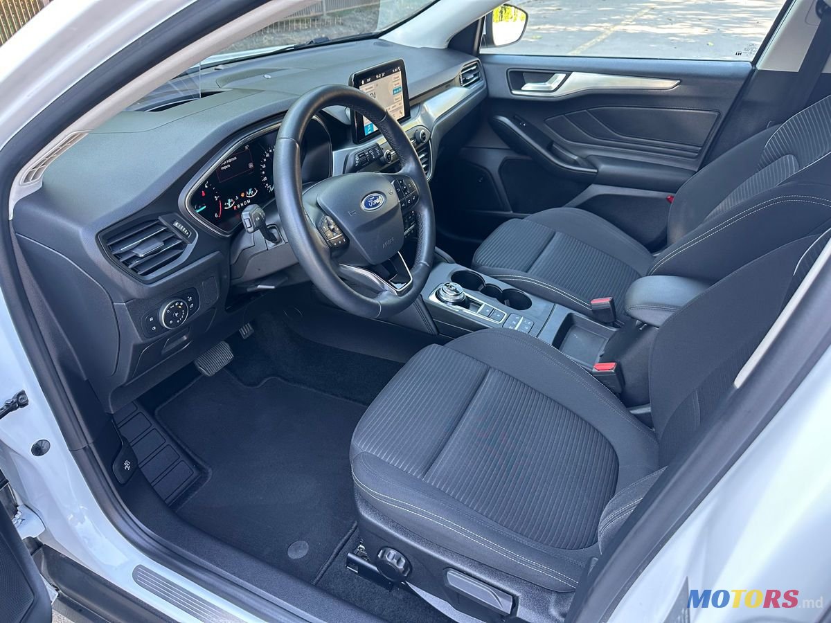 2019' Ford Focus photo #5