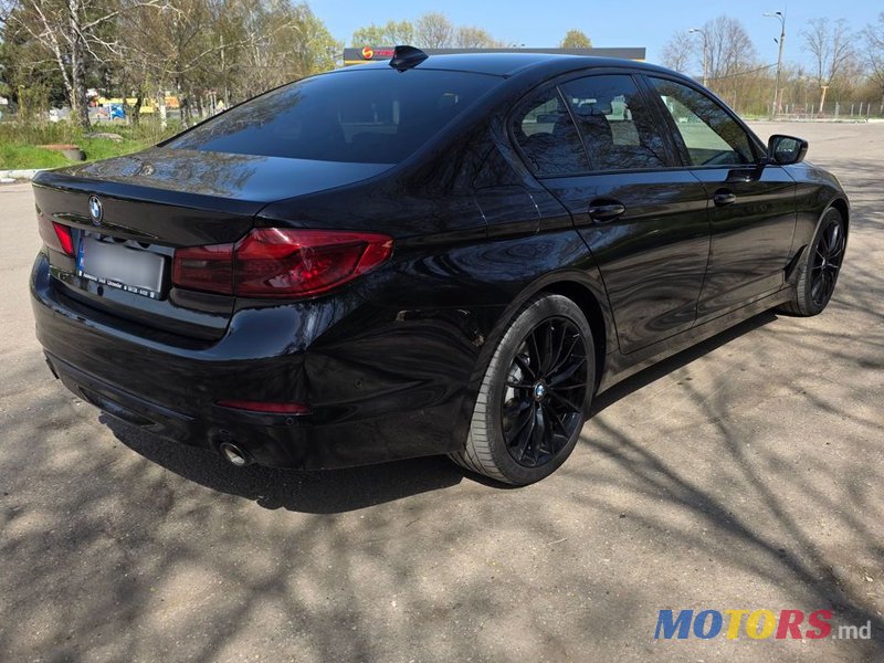 2020' BMW 5 Series photo #4