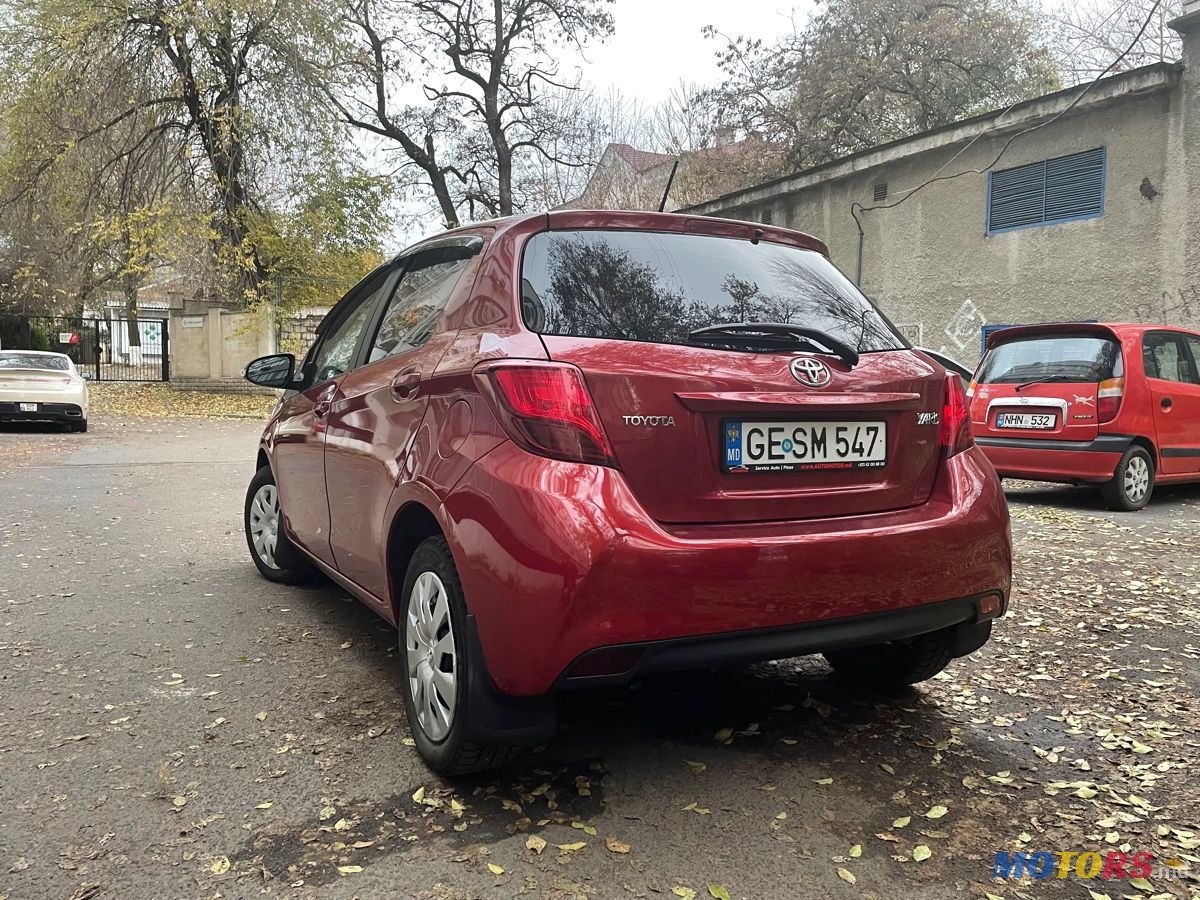 2014' Toyota Yaris photo #3