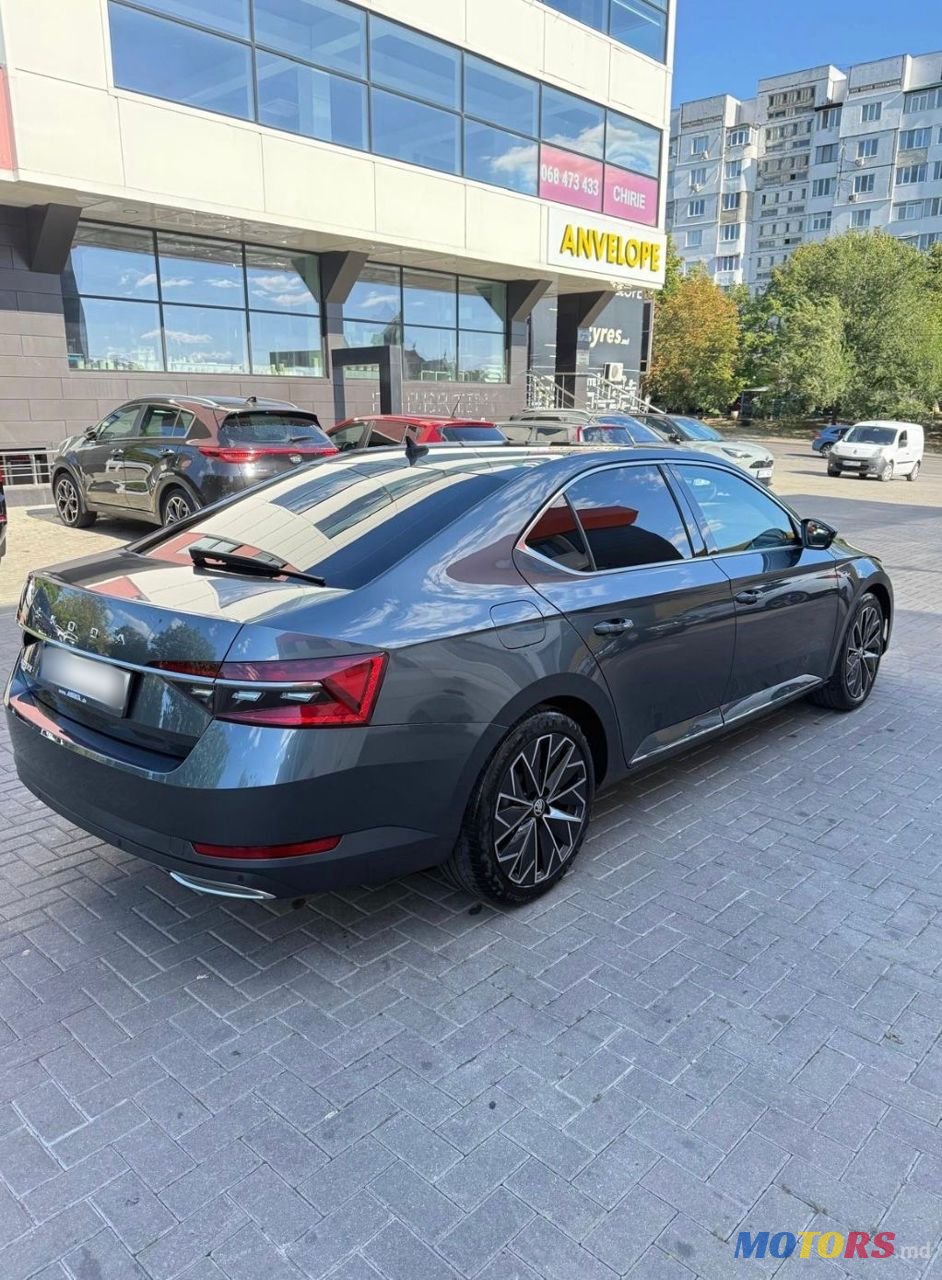 2020' Skoda Superb photo #6