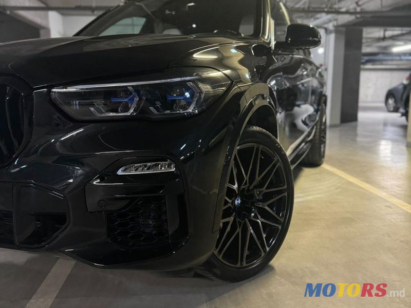 2019' BMW X5 photo #6