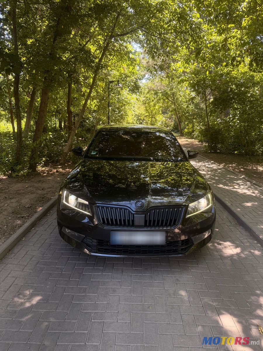 2018' Skoda Superb photo #2
