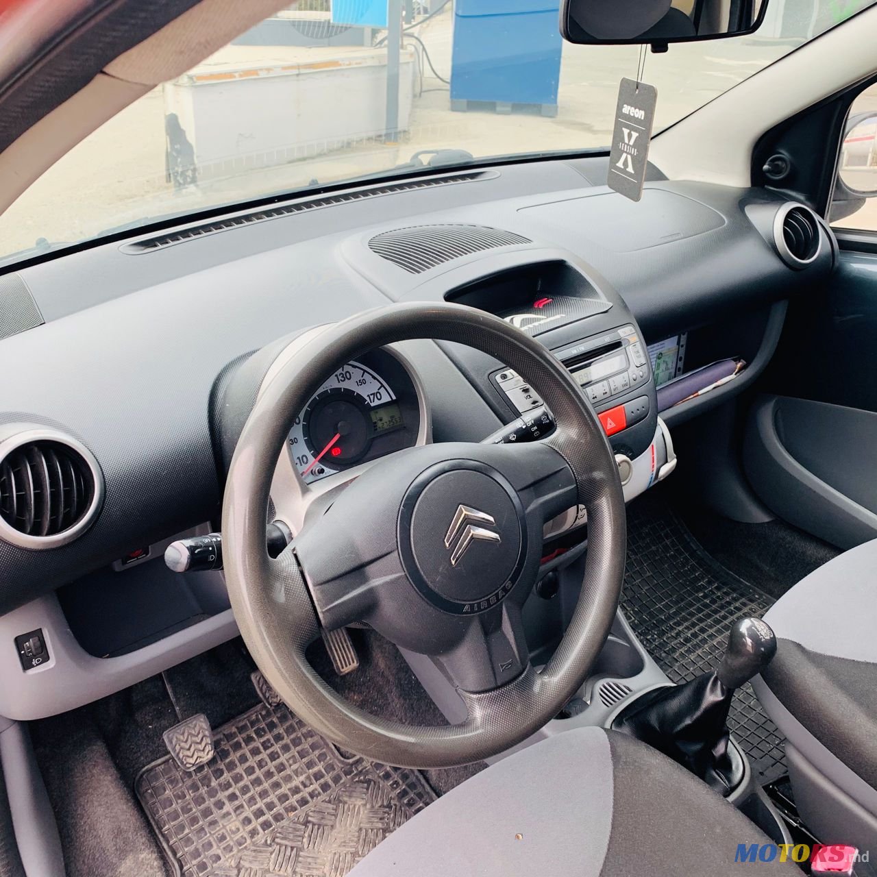 2008' Citroen C1 photo #6