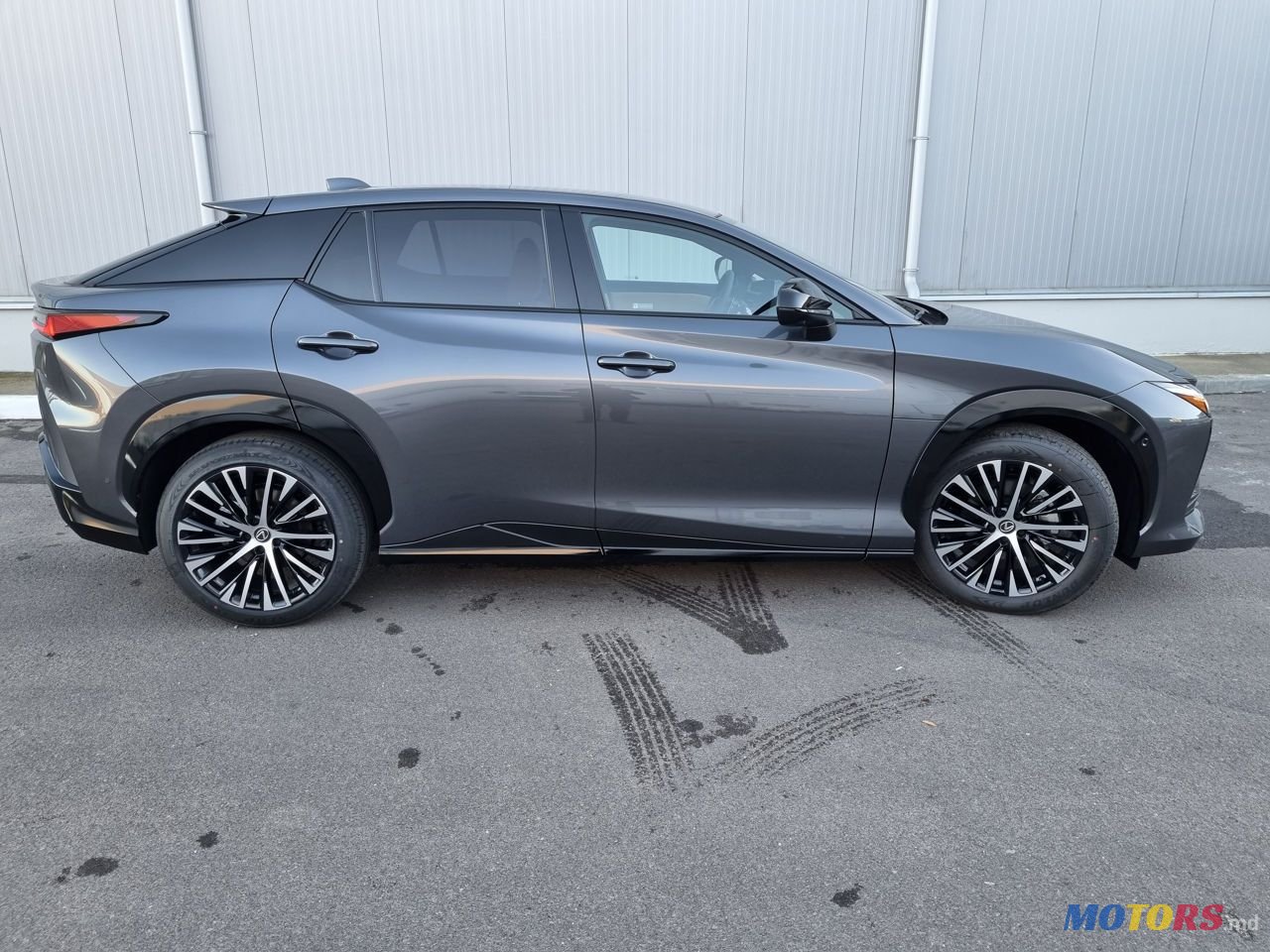 2023' Lexus Rz Series photo #3