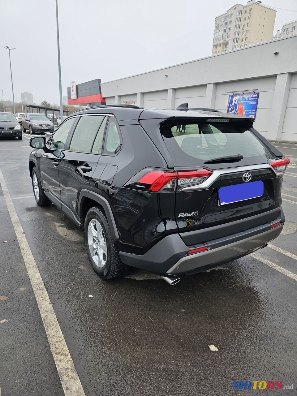 2019' Toyota RAV4 photo #3