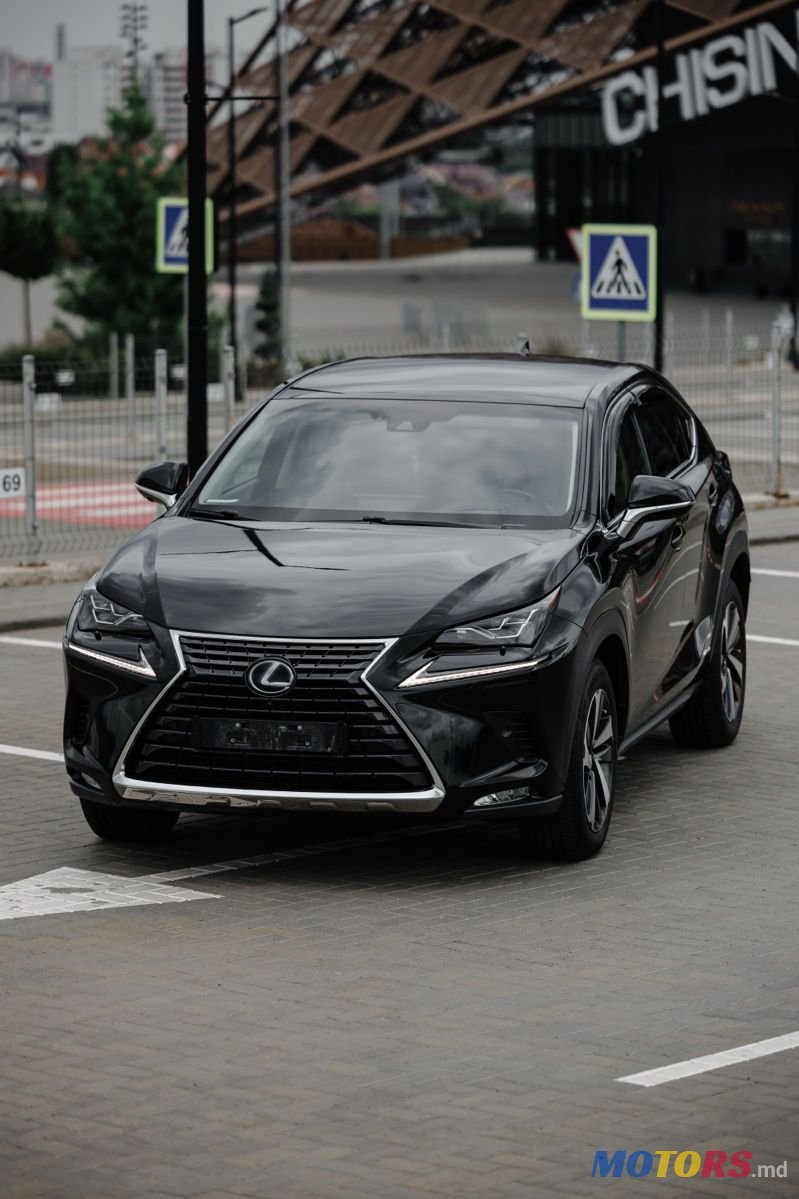 2017' Lexus Nx Series photo #6